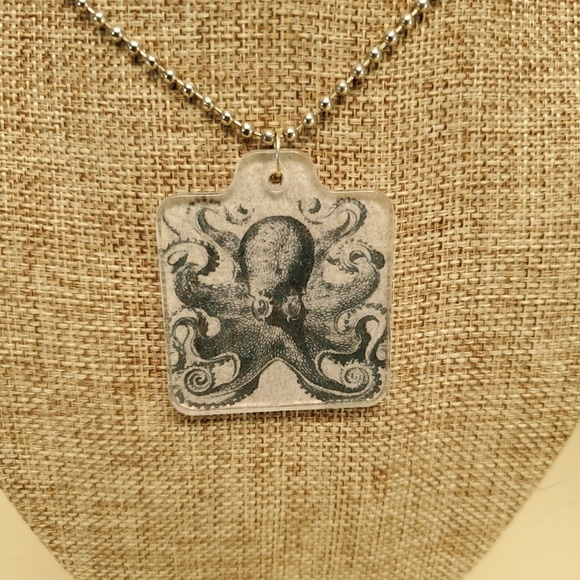 Jewelry - 💀4 for $20- Octopus Necklace